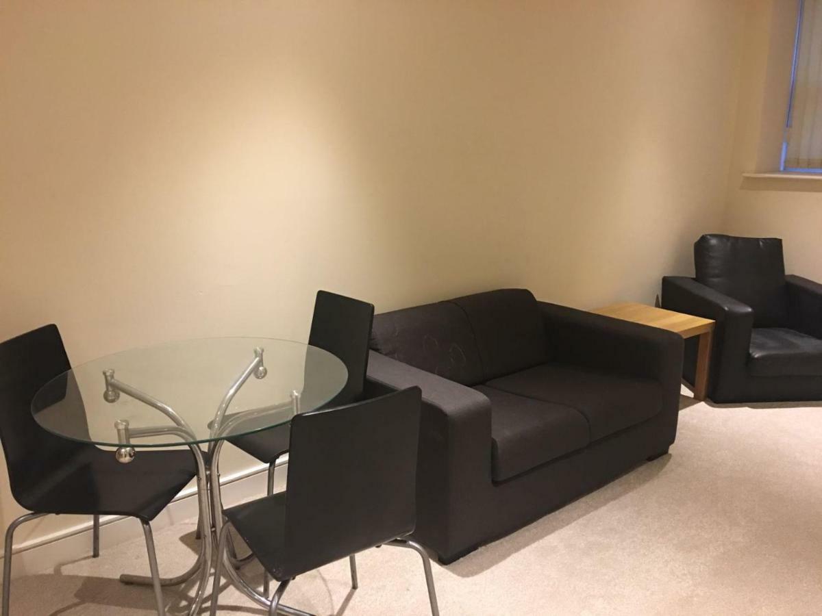 Premier Apartments Брадфорт Екстериор снимка